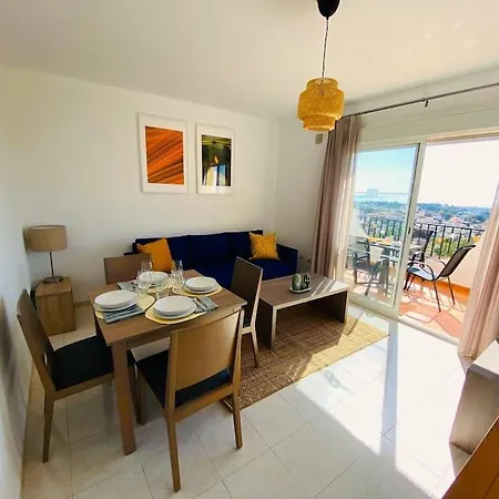 Апартаменты Canario - Imperial Park - Sea View, 6 Pools, Terrace