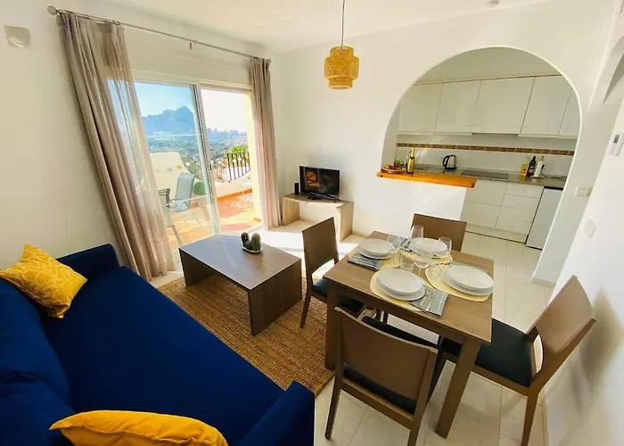 Canario - Imperial Park - Sea View, 6 Pools, Terrace Apartmán